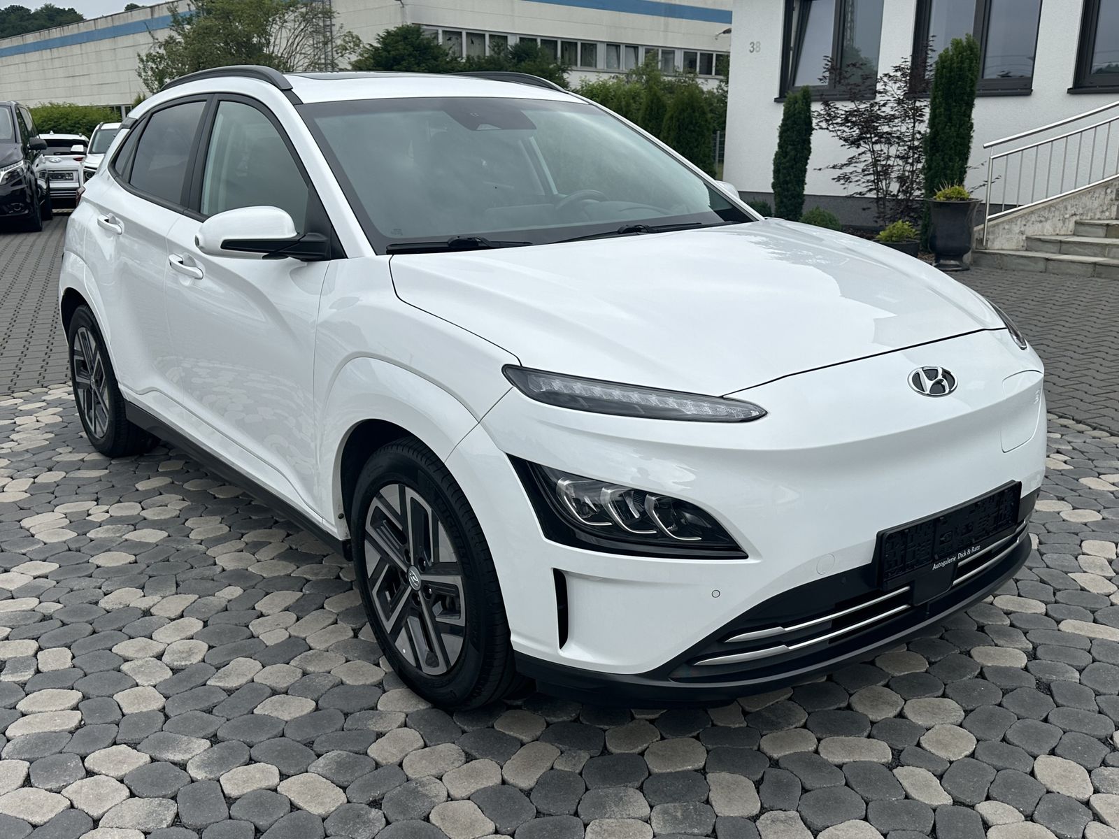 Hyundai Kona Elektro Prime LED HUD NAV KRELL SDACH 64KWh imagem 2