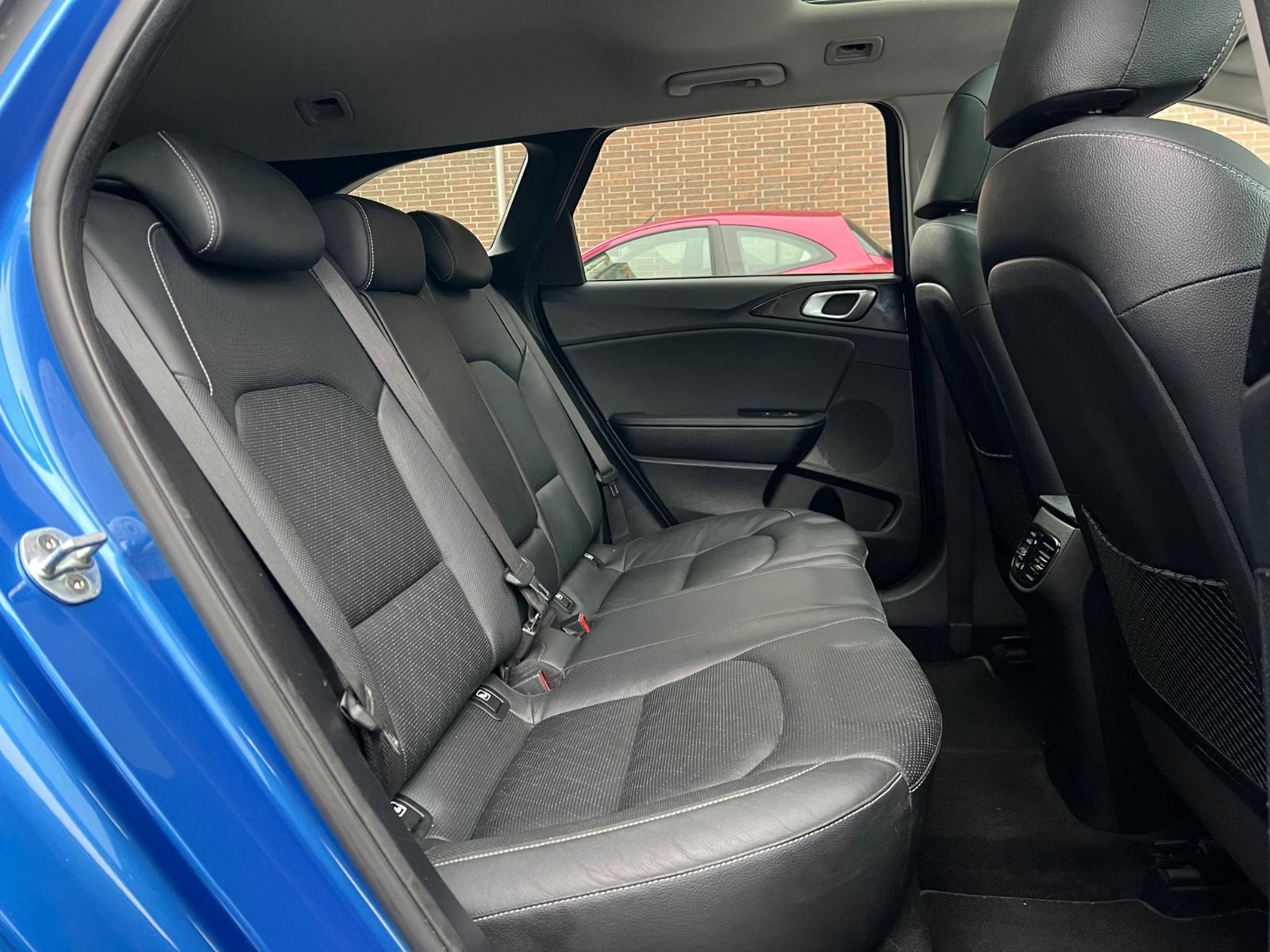 Kia cee'd / Ceed Platinum Edition*Automatik*1.Hand*