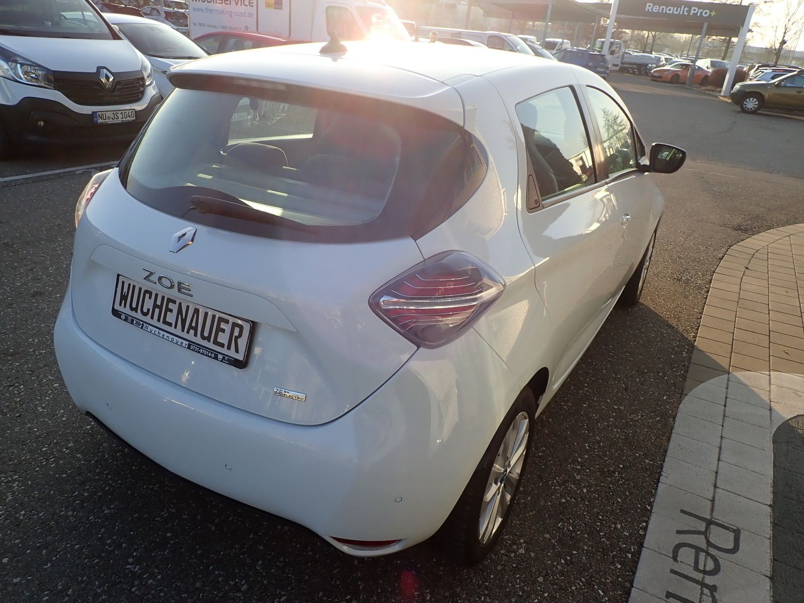 Fahrzeugabbildung Renault ZOE Z.E.50 EXPERIENCE/INKL. BATTERIE/NAVI/RFK/