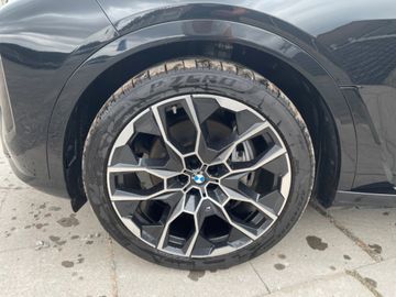 BMW X7 - 3