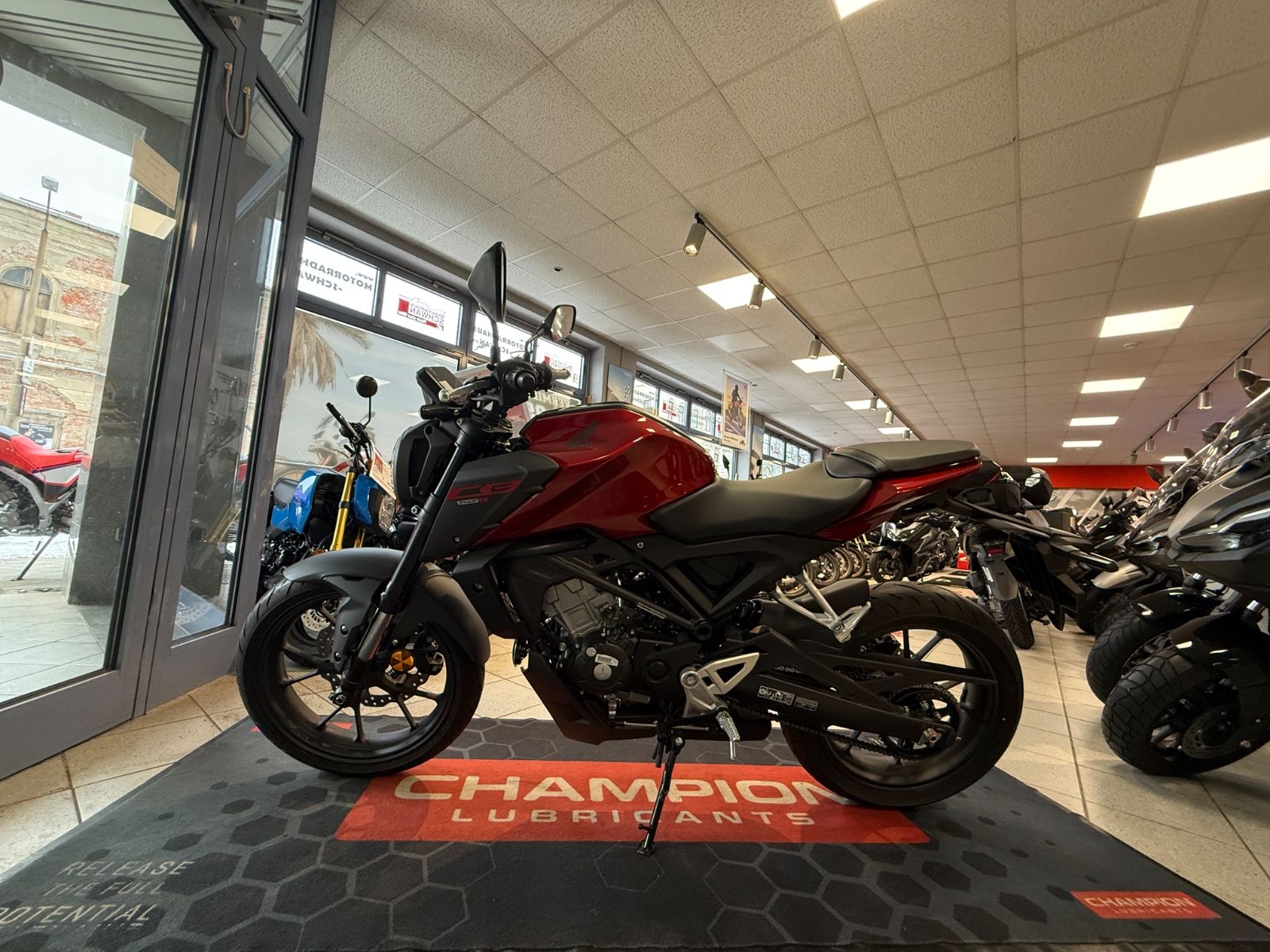 CB 125 R (Aktionspreis)