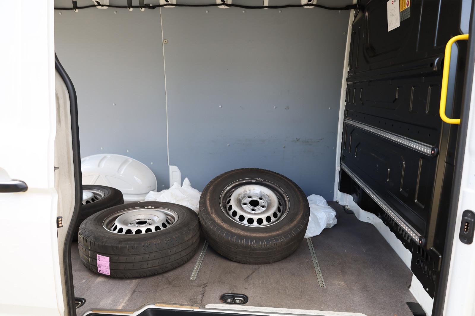 Volkswagen Crafter Kasten 35 mittellang FWD DSG KLIMA RFK, миниатюра 18