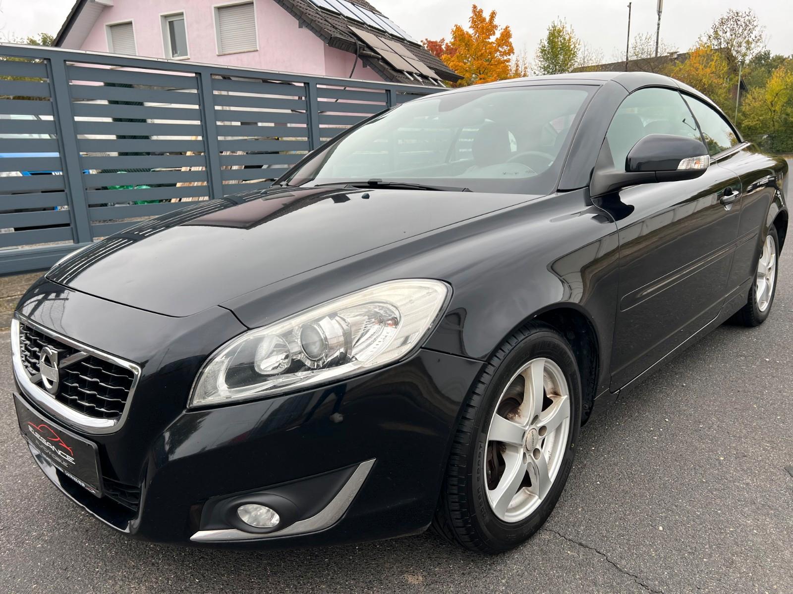 Volvo C70 D3 INSCRIPTION /AUTOMATIK/LEDER/NAVI/PDC