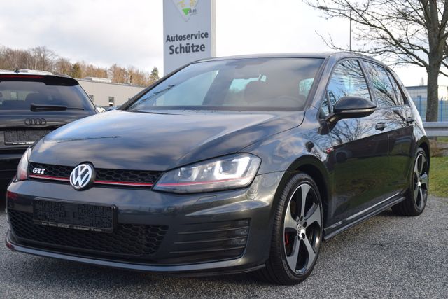 Volkswagen Golf VII Lim. GTI Xenon Panoramadach DAB+ 18Zol