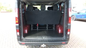 Renault Trafic Bus 2,0 BLUE dCi 150 PS 3,0t mit AHZV 8 S