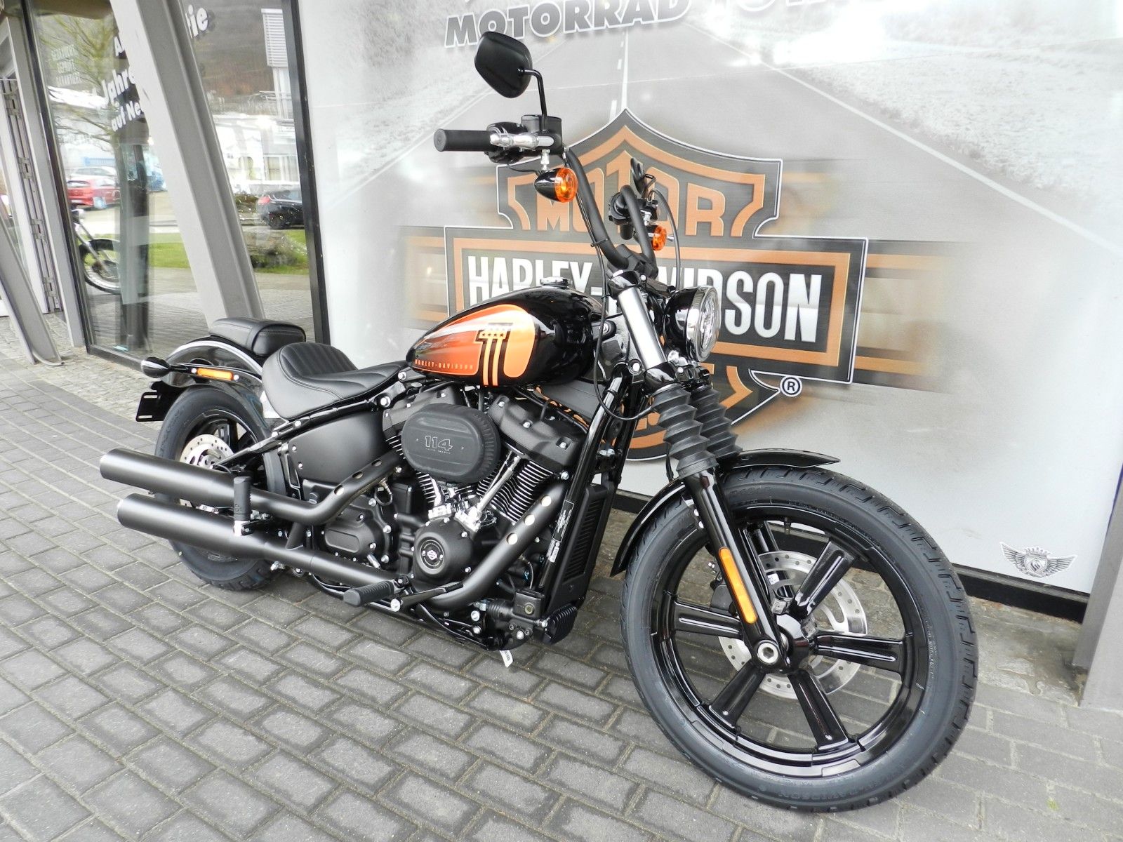 Fahrzeugabbildung Harley-Davidson Softail Street Bob MJ 2023