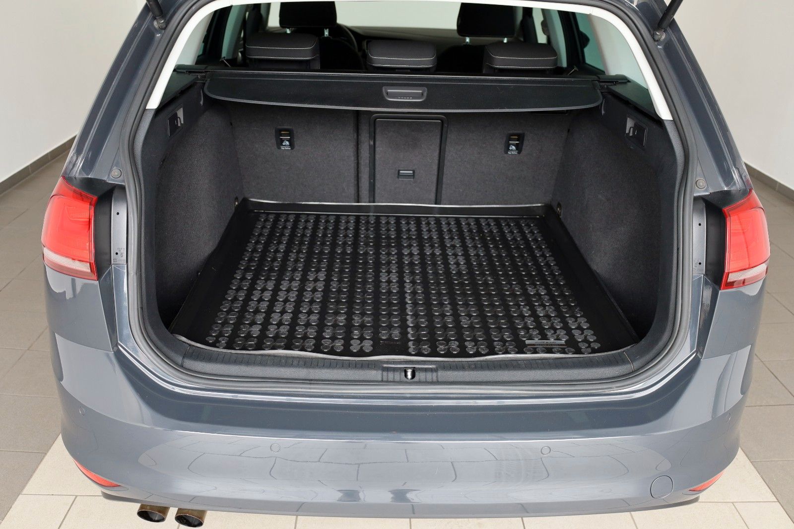 Fahrzeugabbildung Volkswagen Golf VII Variant Cup BMT Navi,Kamera,SH,Panorama