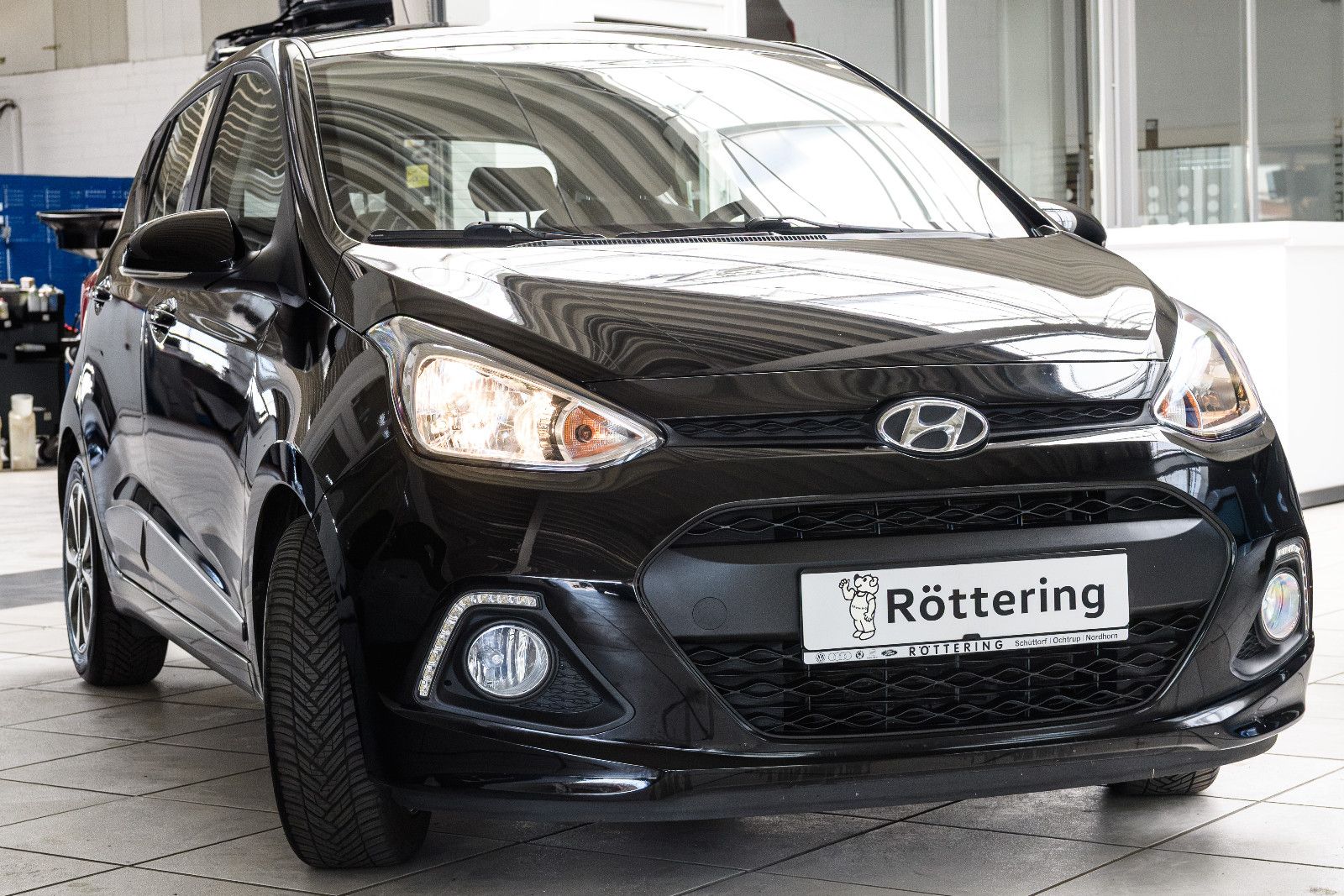 Fahrzeugabbildung Hyundai i10 GO! FIFA World Cup Edition  erst 29950 KM