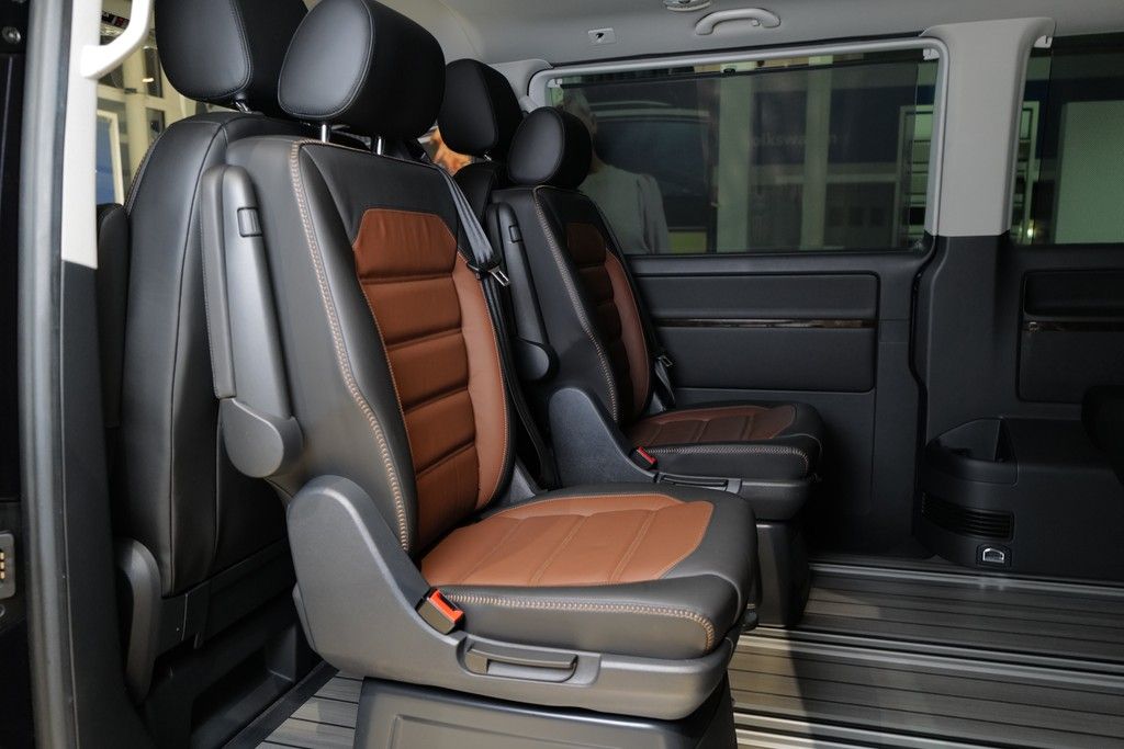Volkswagen T6 Multivan 2.0TDI DSG Highline AHK RKam 7.Sitz  foto 9