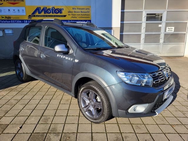 Dacia Sandero Stepway Celebration AC Navi FSE GRA MFA