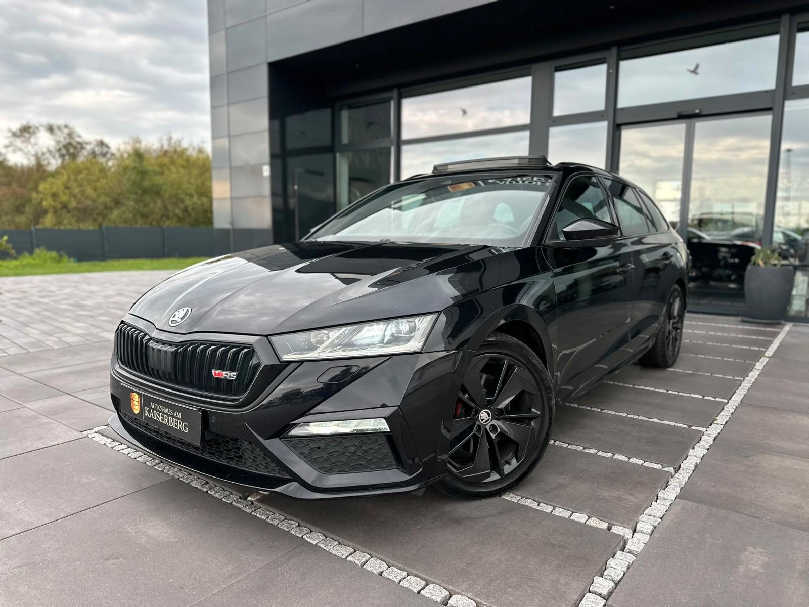 Skoda Octavia Combi RS *PANO*LEDER*HEAD-UP*