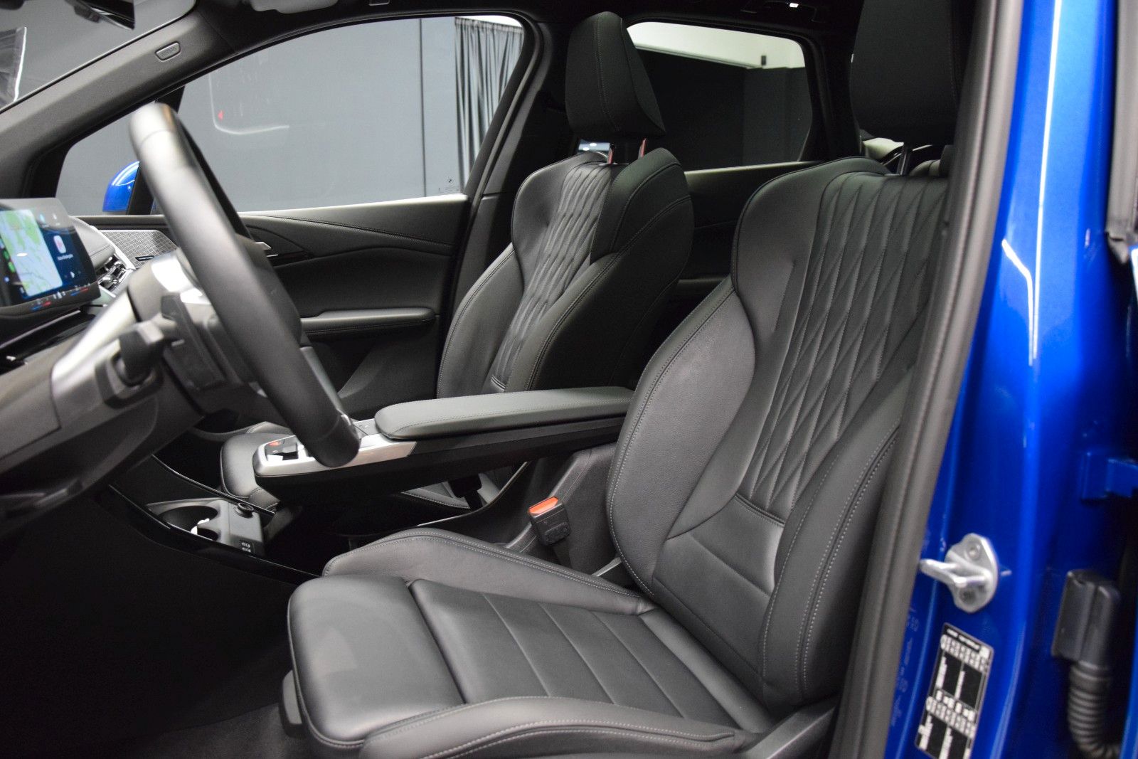 Fahrzeugabbildung BMW 218 i  Active Tourer M Sport Pano ACC Leder H&k