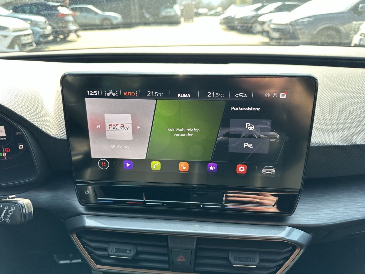 Fahrzeugabbildung CUPRA Leon 1.5 eTSI 150 PS DSG