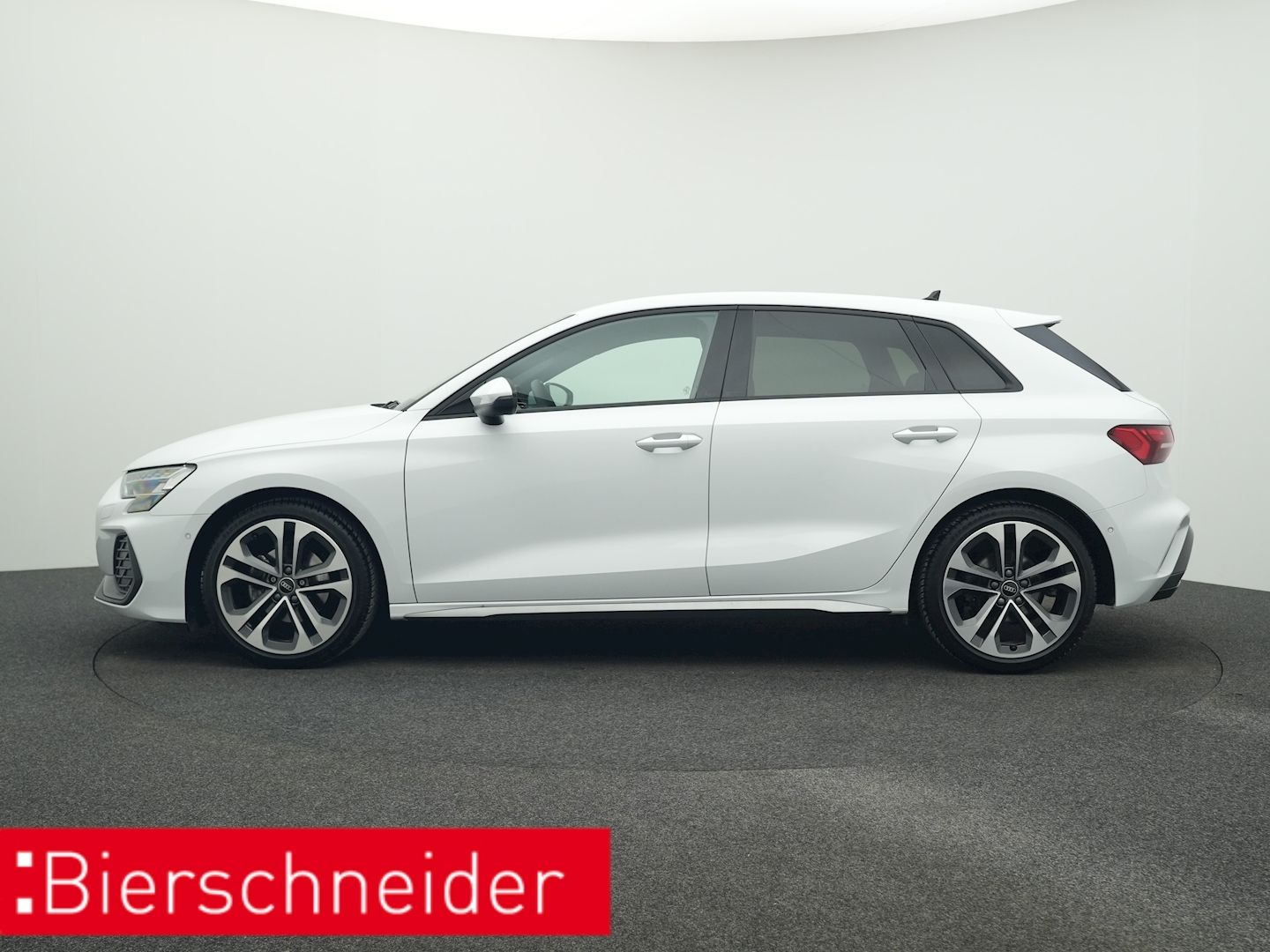 Audi A3 Sportback 35 TDI S-tronic 2x s-line BUSINESS  imagem 3