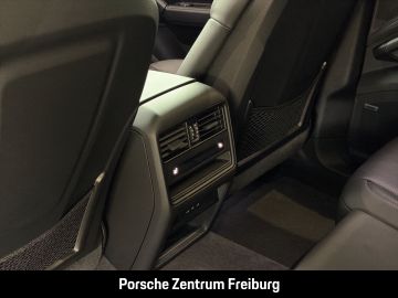 Porsche Cayenne - 12