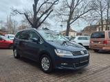 Volkswagen Sharan Comf,Navi,Klimaaut,integrier.Kindersitze - Volkswagen Sharan: Kindersitz