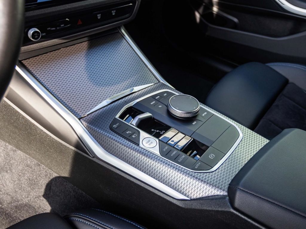 BMW 320 - Bild 9