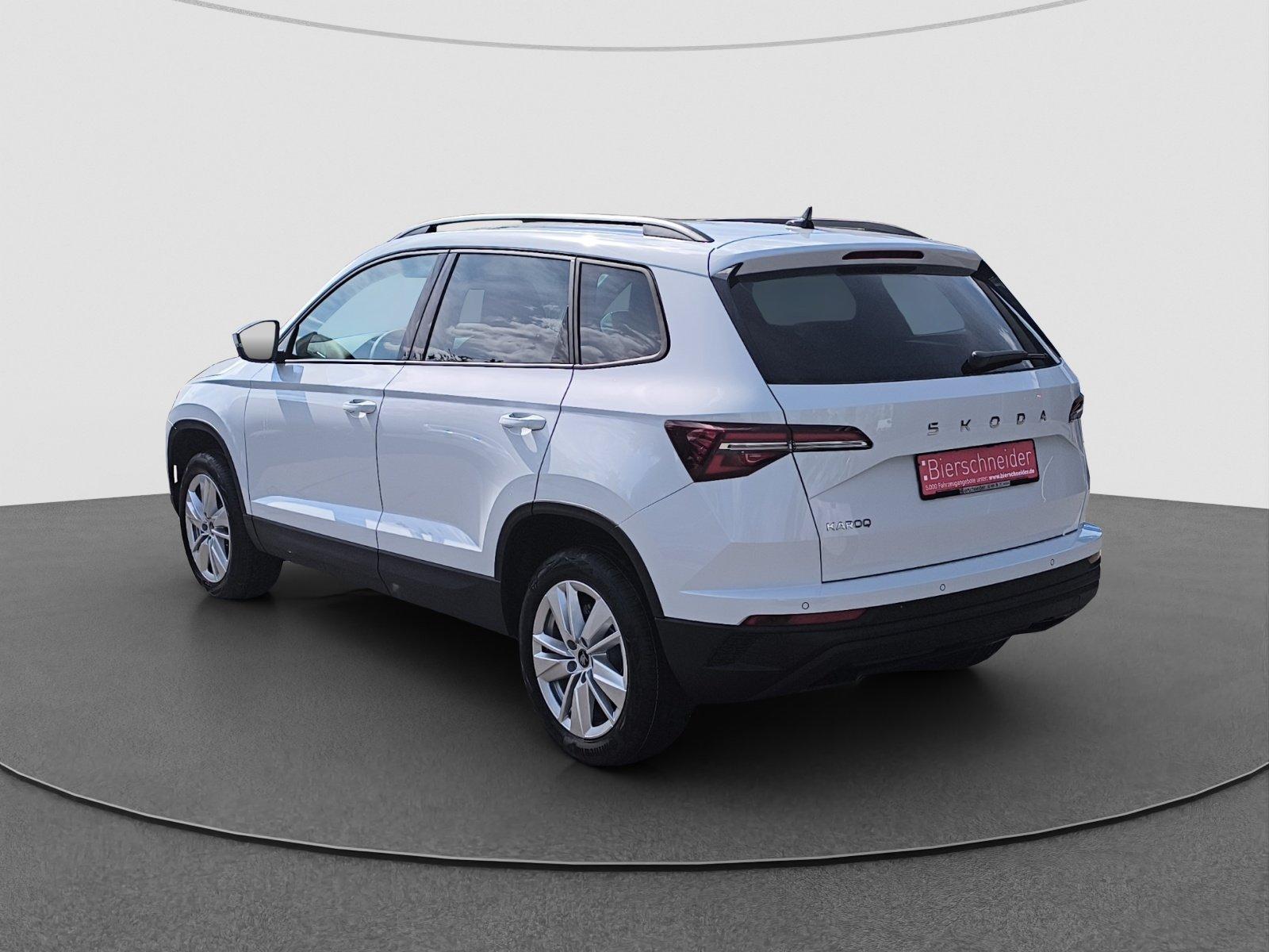 Skoda Karoq 2.0 TDI DSG Selection AHK NAV RFK ACC SHZ