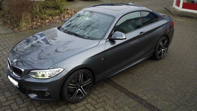 BMW 225 d Coupe Navi, M-Paket,