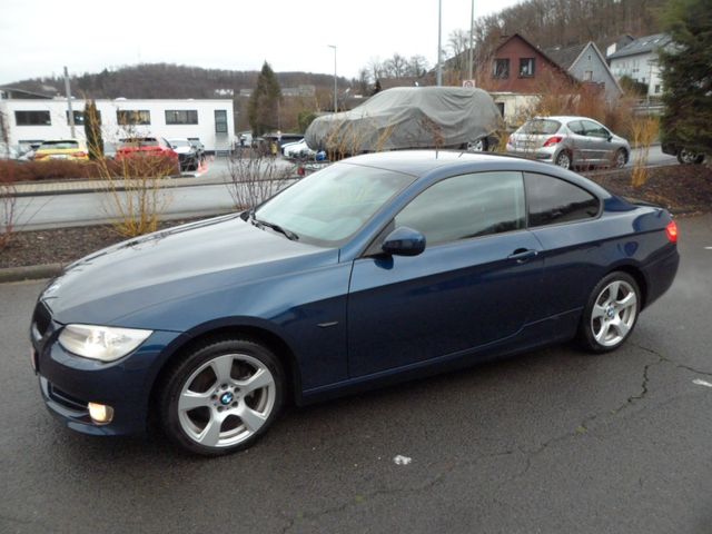 BMW 318 Baureihe 3 Coupe 318i *NAVI+XENON+TÜV  NEU*