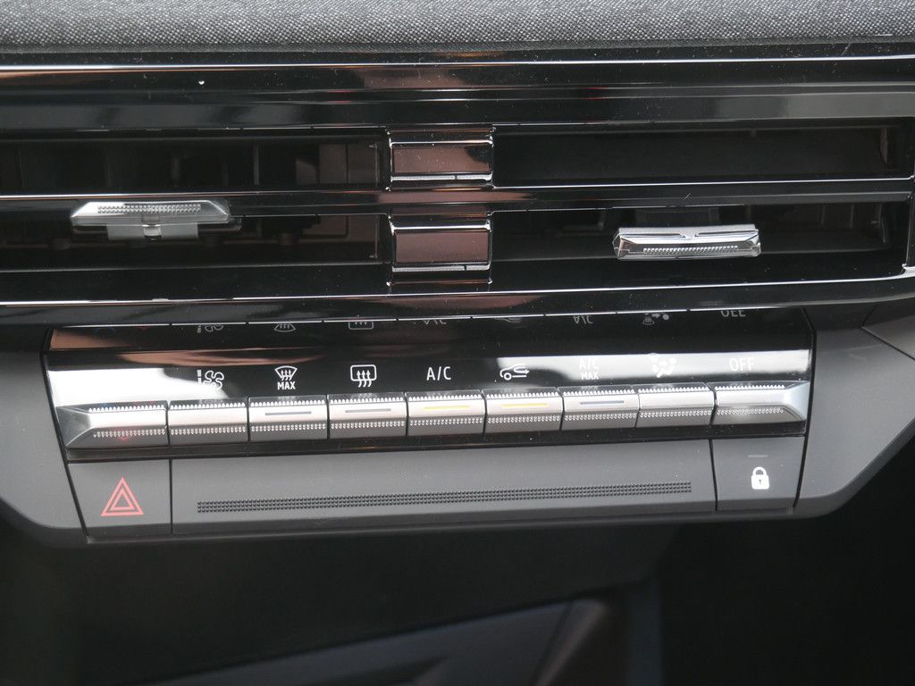 Fahrzeugabbildung Renault Clio Evolution TCe 115 EDC Automatik