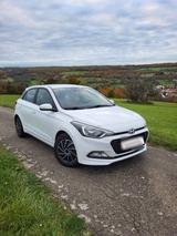 Hyundai i20 active - Hyundai i20 in Saarbrücken