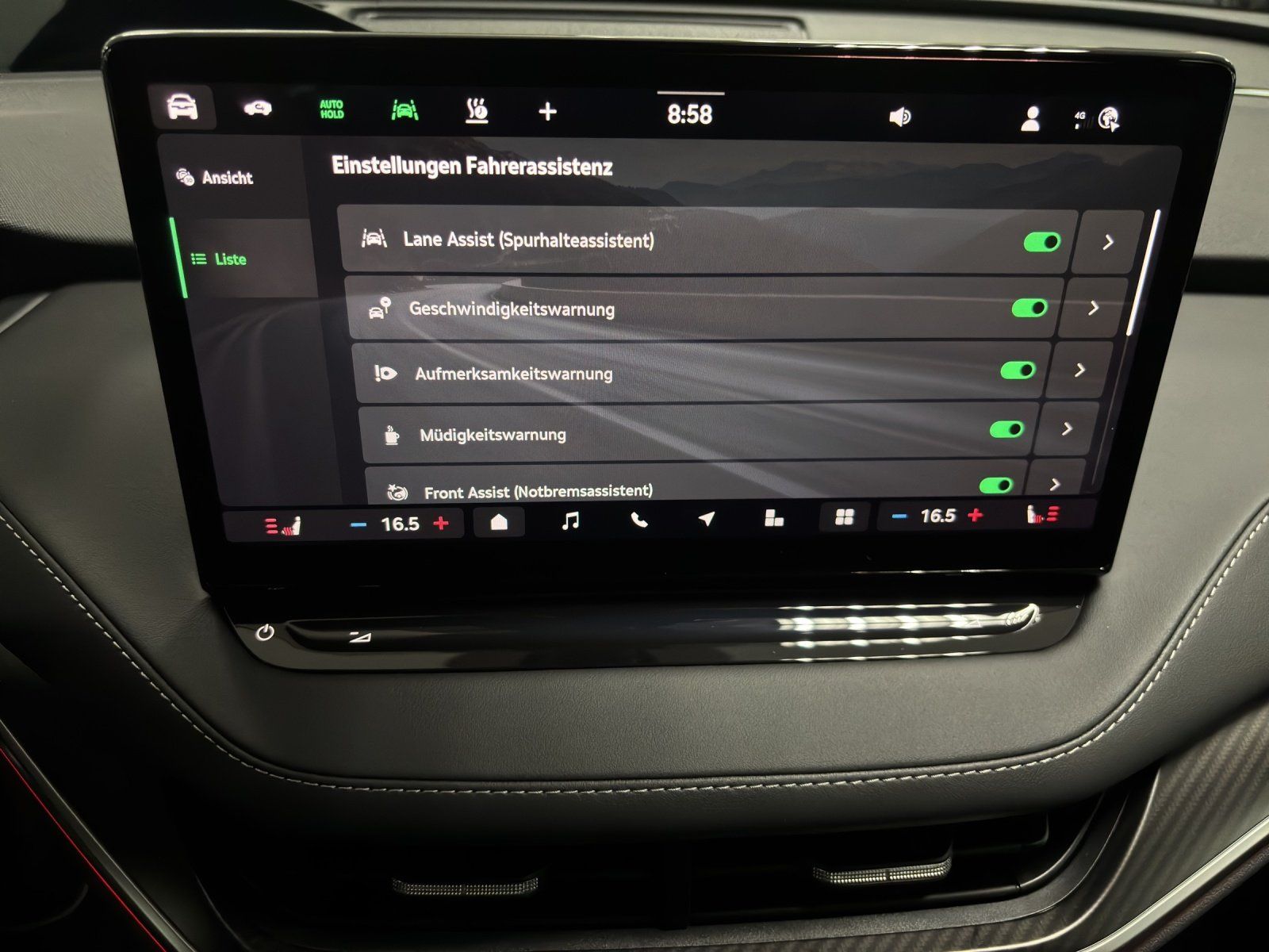 Fahrzeugabbildung SKODA Enyaq Coupe 85 Sportline