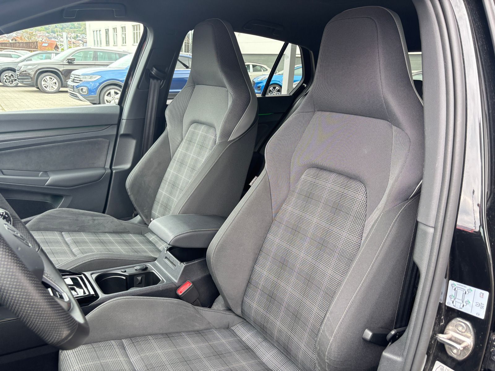 Volkswagen Golf - Bild 13