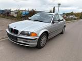 BMW e46 320 - BMW 320 aus 2000: E46