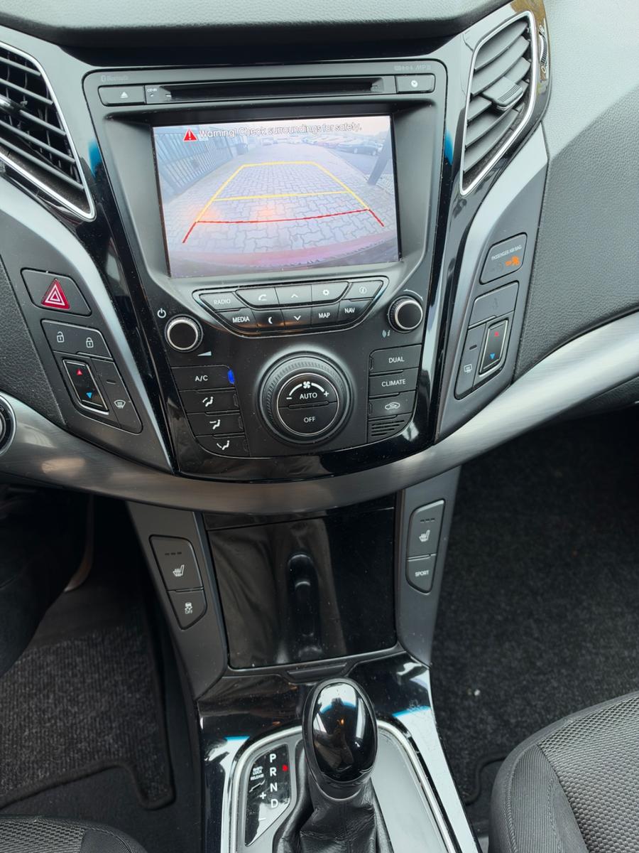 Hyundai i40 2013 — photo 10