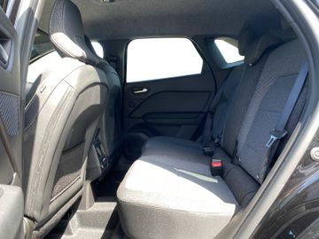 Mitsubishi Grandis 1.8 HEV Intro Edition 360+Kam.+KeyLess