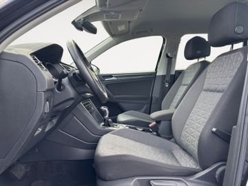 Volkswagen Tiguan - 10