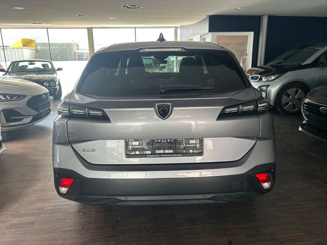 Fahrzeugabbildung Peugeot 308 SW Active Pack Automatikgetriebe