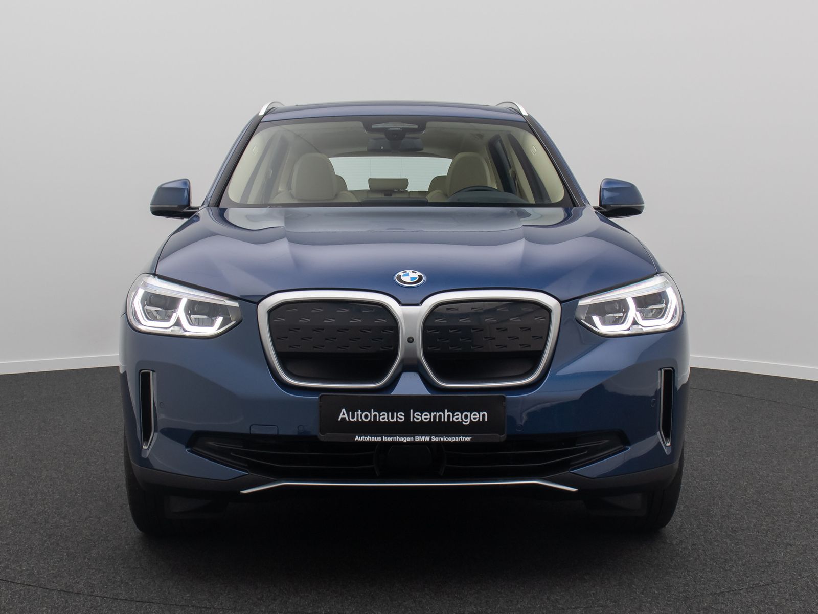 Fahrzeugabbildung BMW iX3 Impressive 360° ACC H/K Komfort DAB AHK 20"
