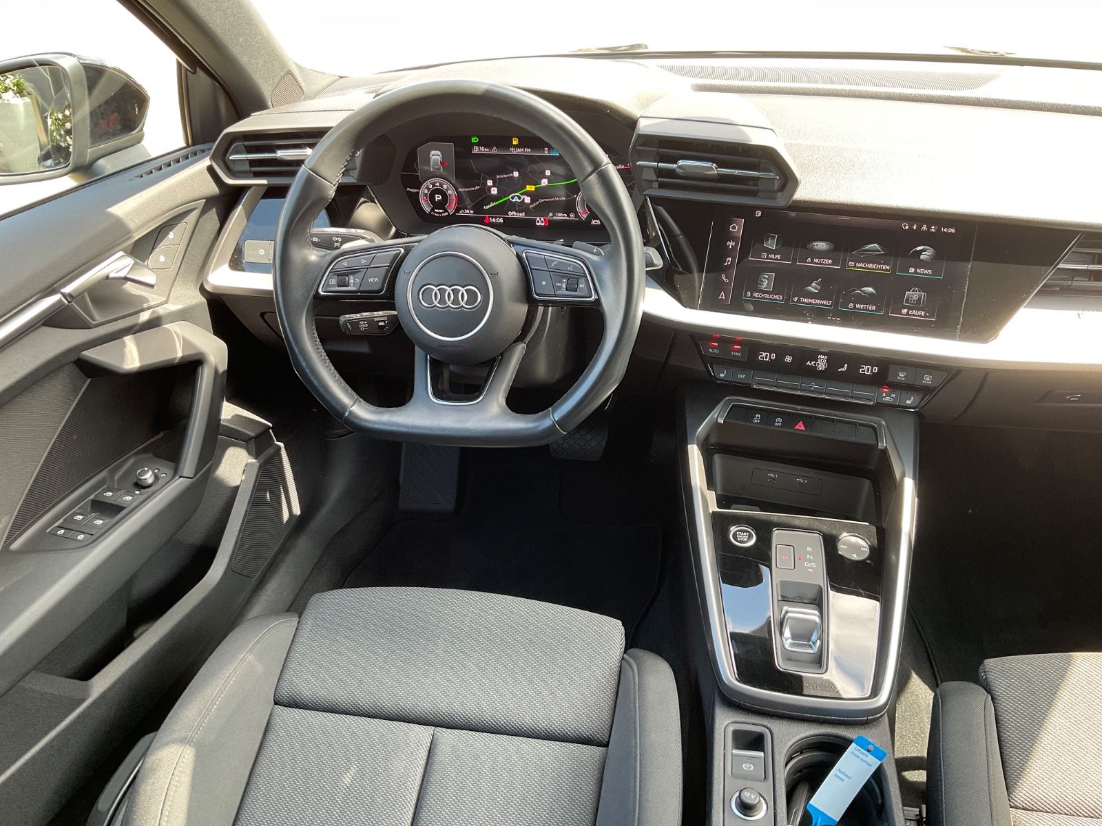 Fahrzeugabbildung Audi A3 35 TFSI S tronic Sportback,Virtual,Navi,LED