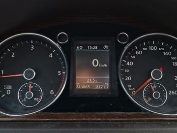Volkswagen Passat Variant - 11