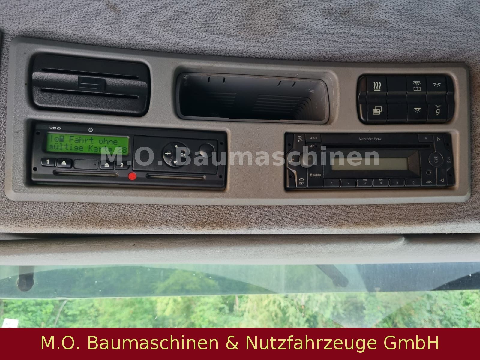 Fahrzeugabbildung Mercedes-Benz Actros 1944 / 4x2 / Euro 5 / Hiab Kran 1300RS93/