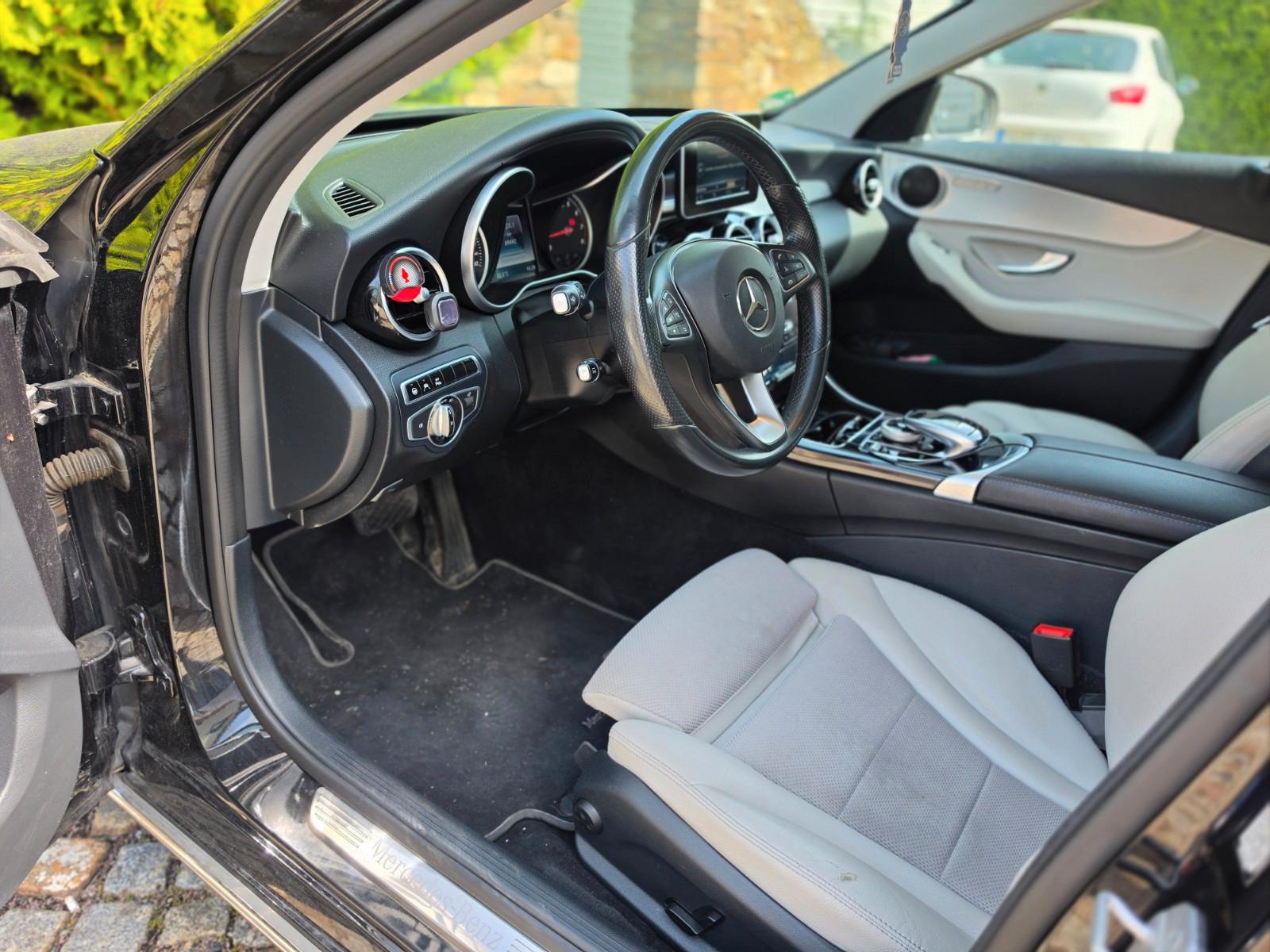 Mercedes-Benz C 180 C T-Modell T Avantgarde*LED*NAVI*SHZ*Totwi