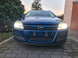 Opel Astra - Opel Astra aus 2005 mit Diesel-Antrieb
