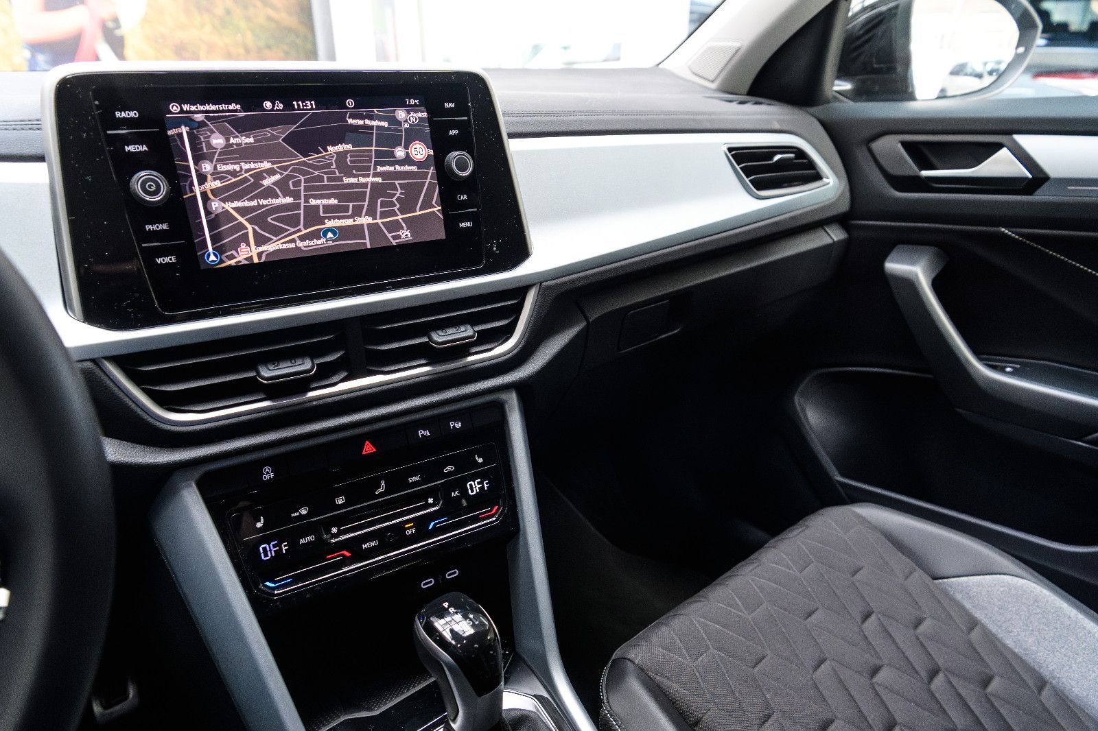 Fahrzeugabbildung Volkswagen T-Roc Goal+LED+AHK+NAVI+SHZ+ACC+GJR+SIDE.ASS