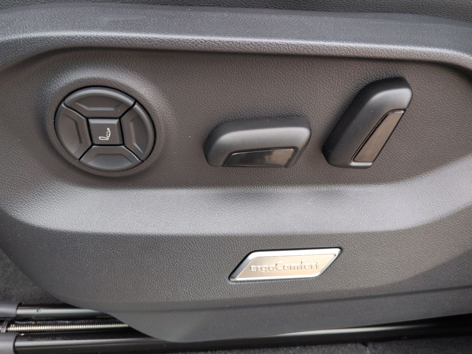 Touareg R-Line TDI MATTLACK+PANO+AHK+STHZ+HUD+