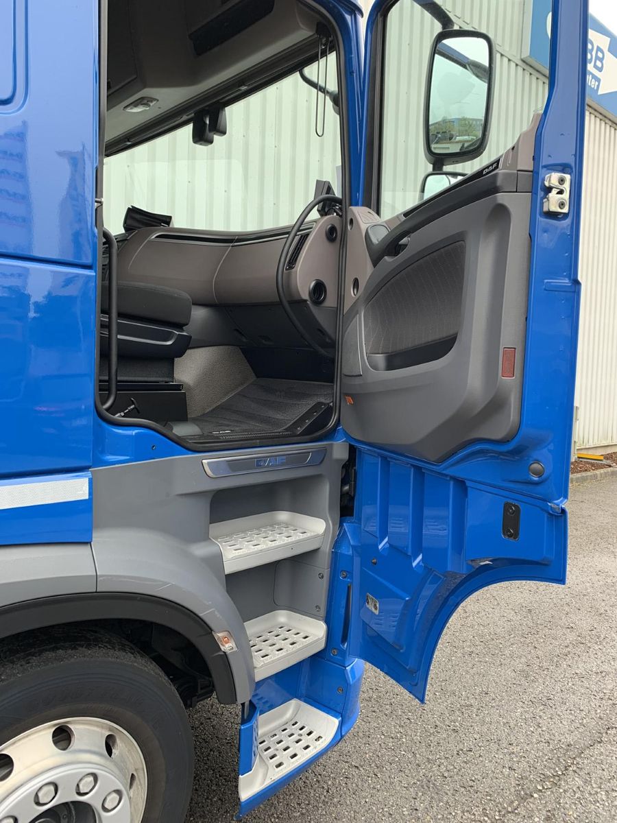 Fahrzeugabbildung DAF FT XF 480 SC LD