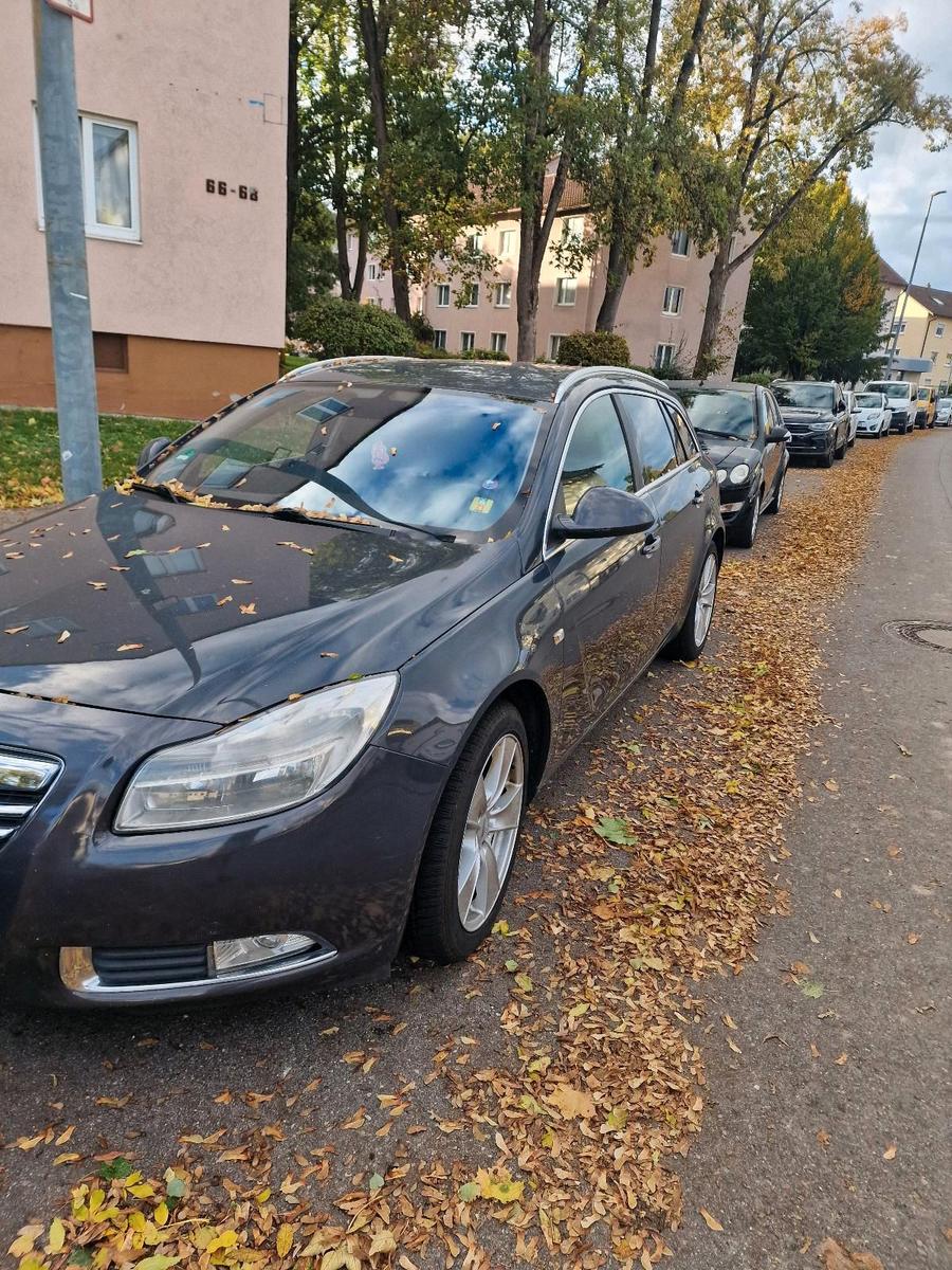 Opel Insignia 2013 — салон