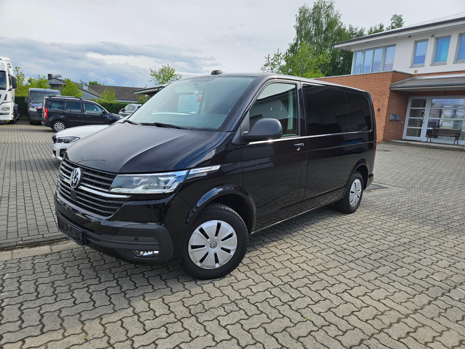Volkswagen T6.1 Multivan DSG Aut LED Webasto AHK 7-Sitz AHK