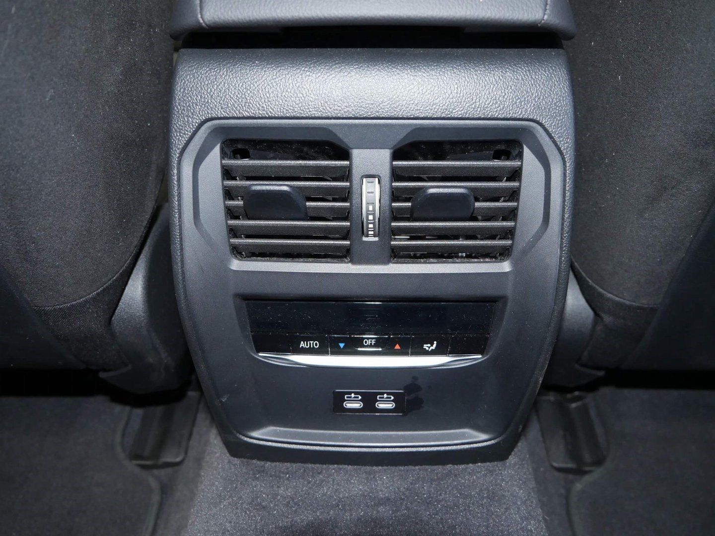 BMW i4 - Bild 10