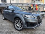Audi Q7 4.2 TDI quattro praktisch VOLL - V12-Optik - Audi Q7: 4.2