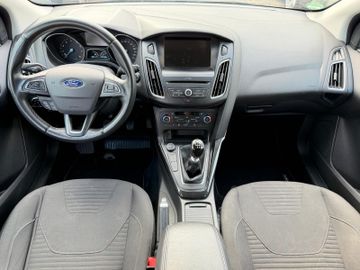 Ford Focus - 10