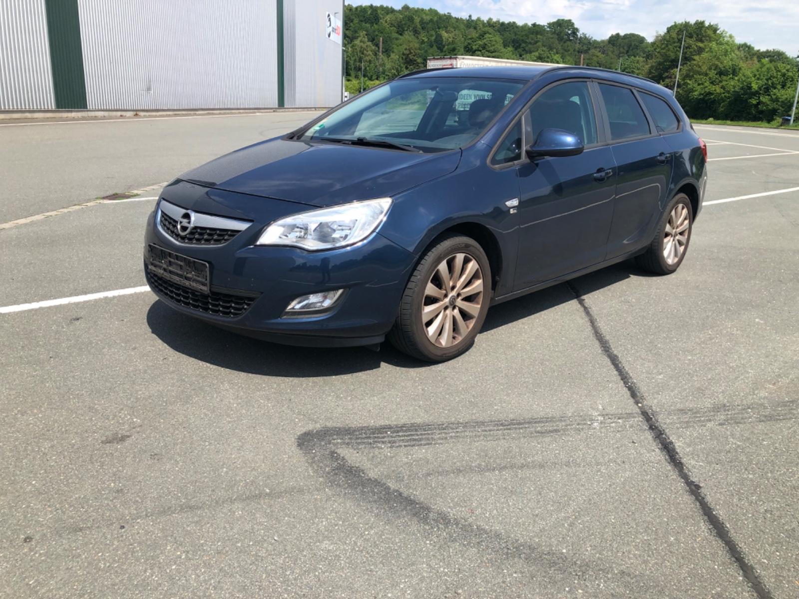 Opel Astra Sports Tourer 1.6 150 Jahre Opel 85kW