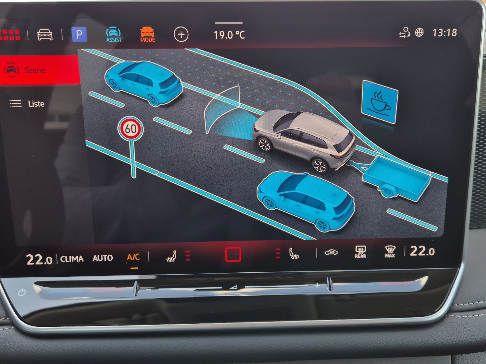 Fahrzeugabbildung Volkswagen Tiguan eTSI Life DSG LED AHK Navi AID ACC RFK SH