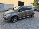 Mercedes-Benz B 200 B -Klasse B 200 KLIMA/PDC - Mercedes-Benz B-Klasse Gebrauchtwagen in Bielefeld
